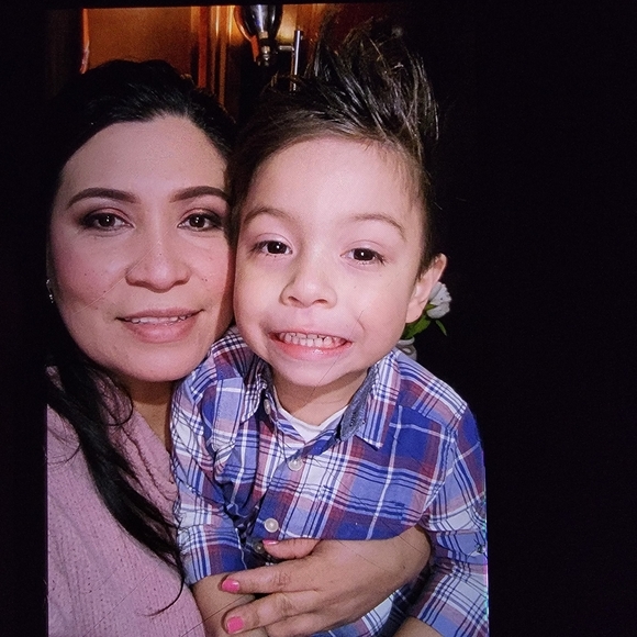 Meet your Posher, Yasmin - Picture 1 of 1